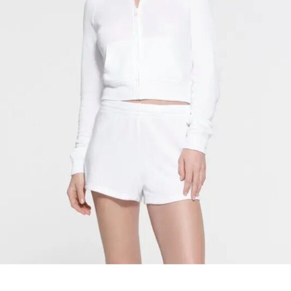 NWT SKIMS Light French Terry Loose Shorts SNOW Size 4x NEW Lounge Comfy White - Picture 2 of 10